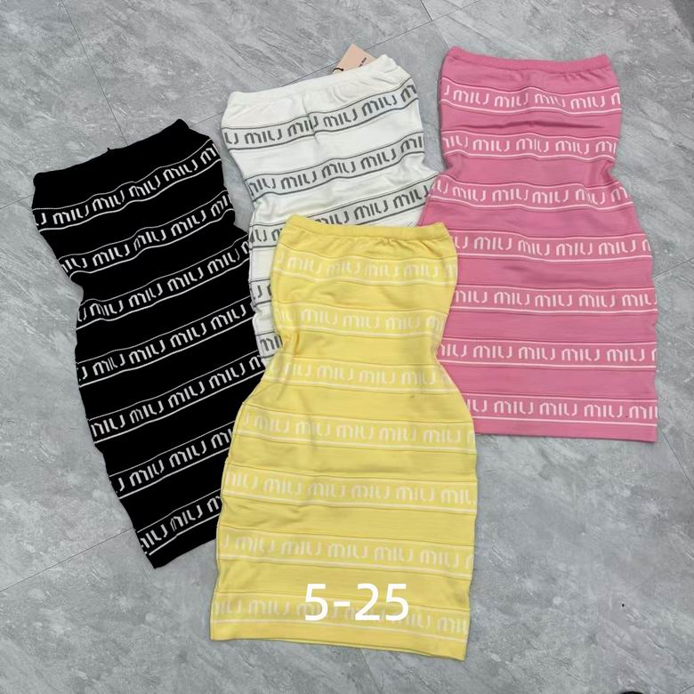 MiuMiu S-XL 17